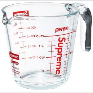 Supreme®/ Pyrex® 2-Cup